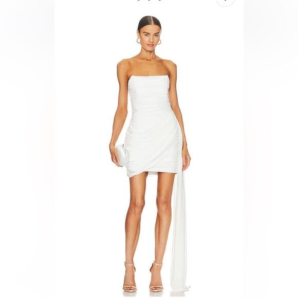 NEW Elliatt x Revolve Linda Strapless Mini Dress Ivory Size Extra Small - Picture 1 of 9